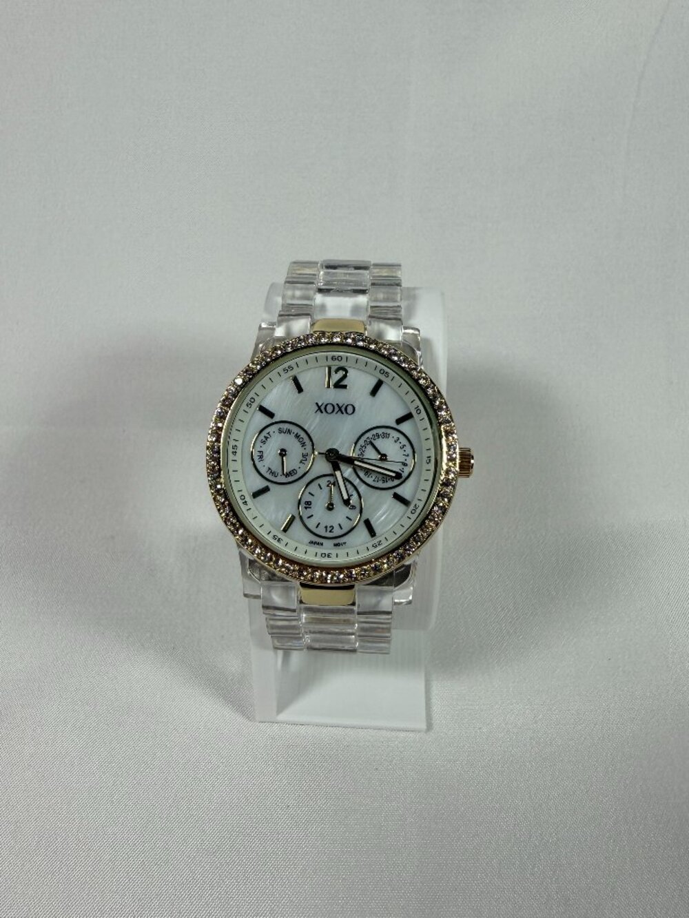 Accutime XOXO Women's Clear Bracelet with Rhinestones on Gold Case